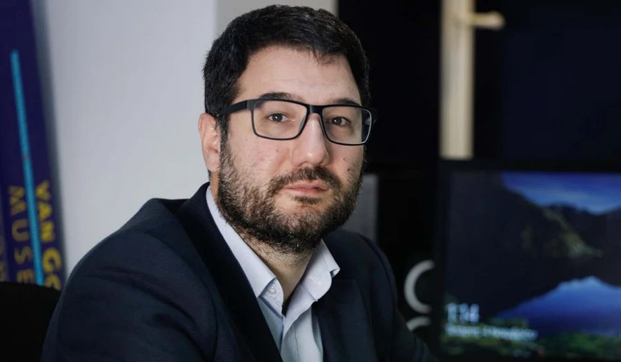 Νάσος Ηλιόπουλος Ηλιόπουλος: «Παραδοχή κατάρρευσης της κυβέρνησης η συζήτηση για νέα αλλαγή στον εκλογικό νόμο»