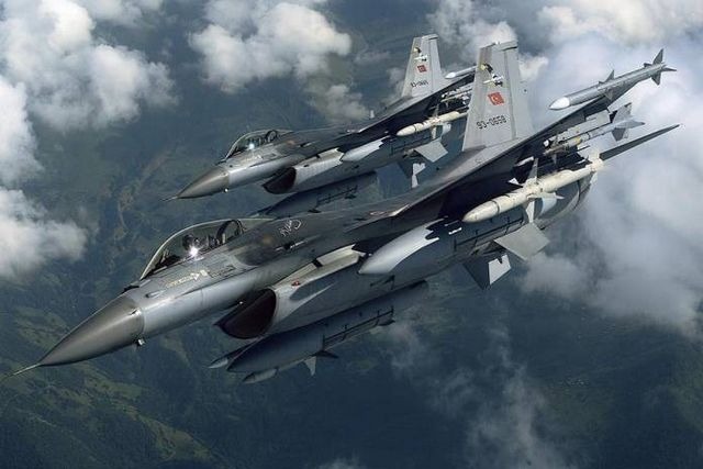 Συνεχίζει τις προκλήσεις η Τουρκία - Μπαράζ πτήσεων τουρκικών αεροσκαφών πάνω από νησιά του Αιγαίου και τον Έβρο