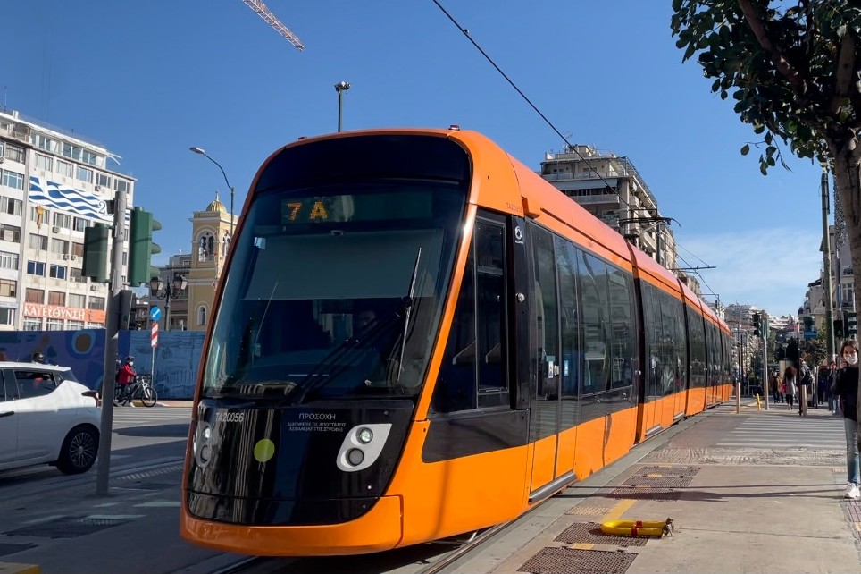 Ξεκινά σήμερα η λειτουργία της επέκτασης του Τραμ προς Πειραιά