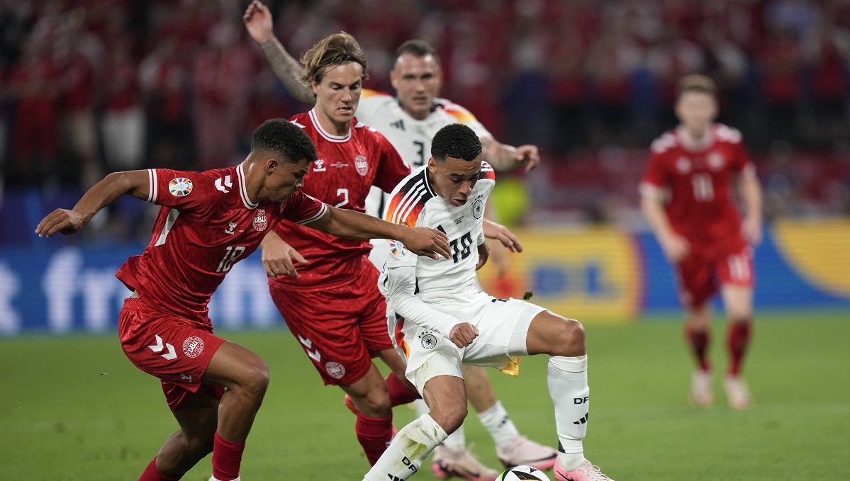 Εμφατική πρόκριση στα προημιτελικά για την Γερμανία (highlights)