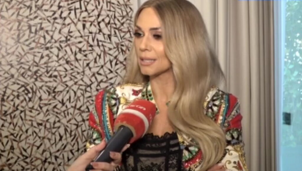 Έλλη Κοκκίνου: «Ο Νότης Σφακιανάκης ήταν αξιαγάπητος και πολύ εύκολος συνεργάτης για εμένα»