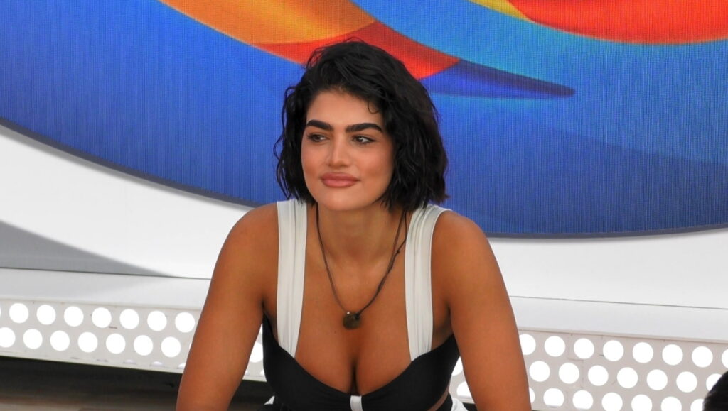 Big Brother: «Πραγματικά ντρέπομαι για λογαριασμό σου»