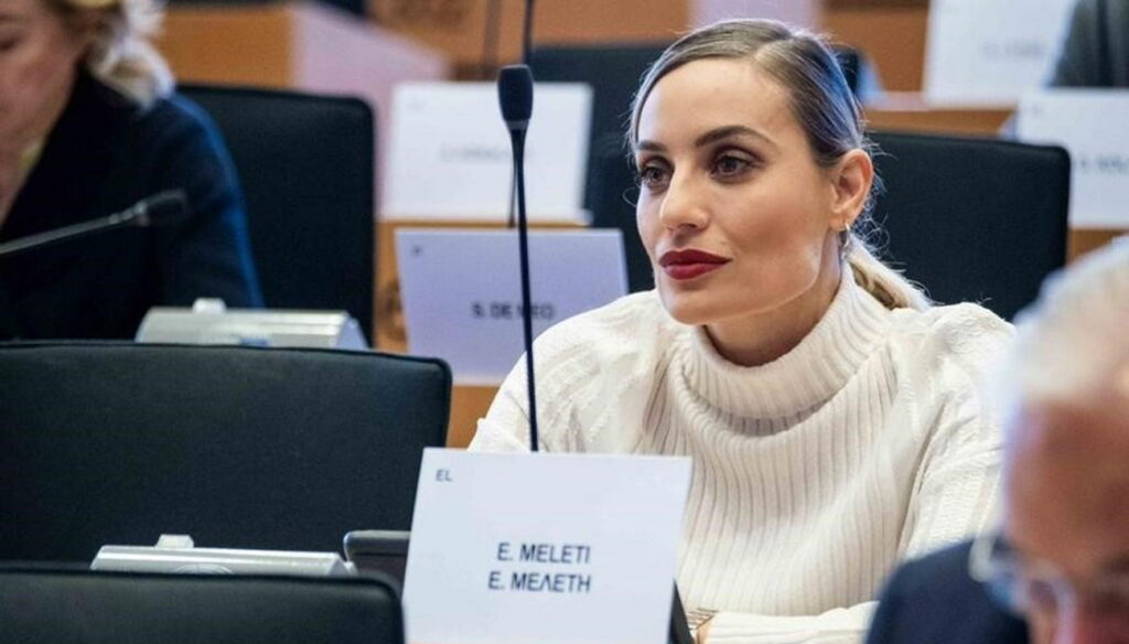 Ελεονώρα Μελέτη: «Δεν μπορώ να σταματήσω τους πολέμους αλλά ούτε να σωπαίνω μπροστά στον πόνο των παιδιών»