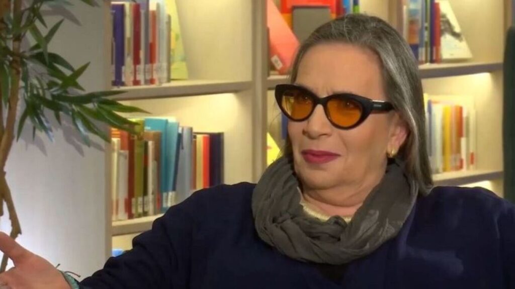 Λίνα Νικολακοπούλου: «Μετά από 45 χρόνια πειθαρχίας, δικαιούμαι να έχω και άλλα όνειρα»