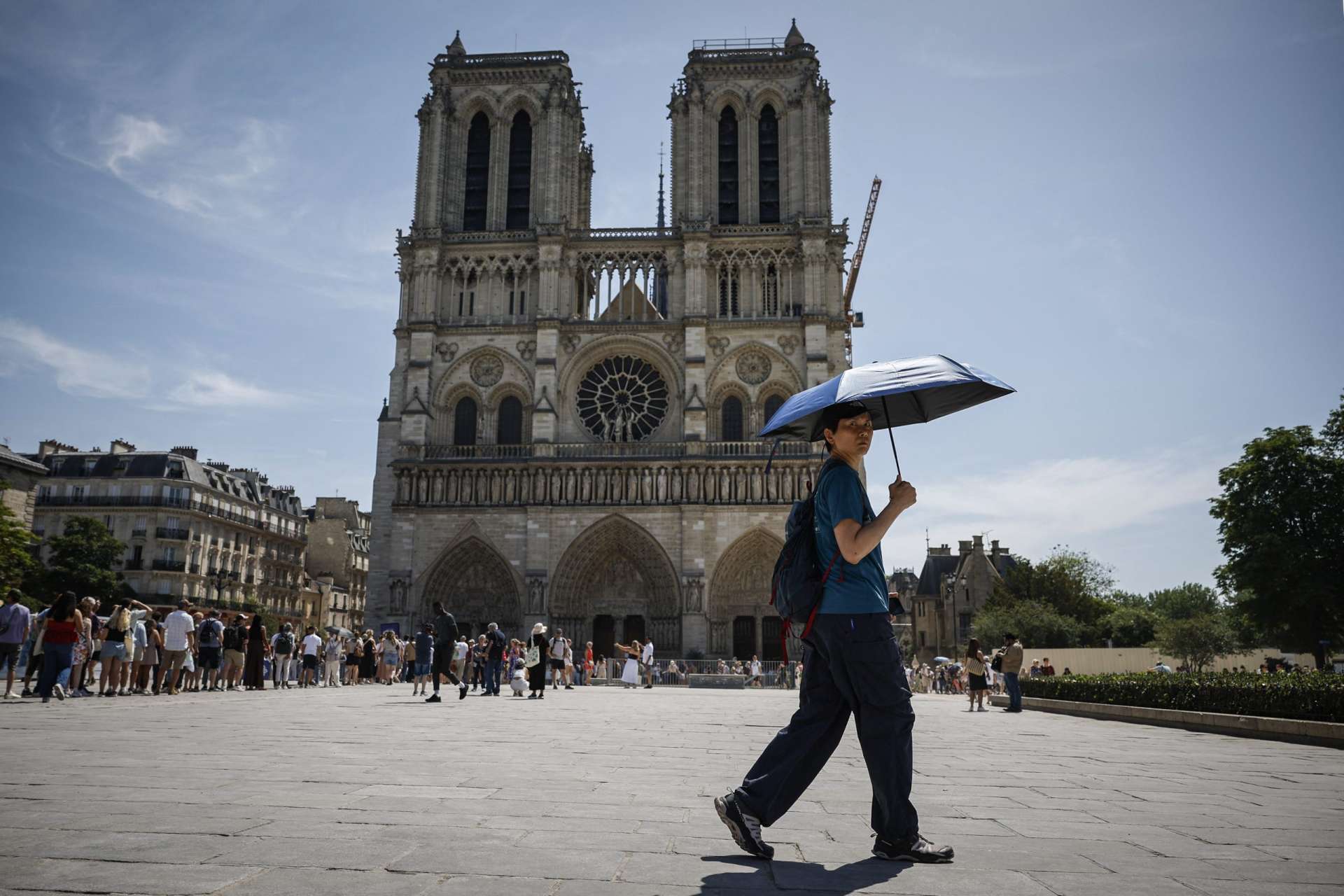 FILES-FRANCE-WEATHER-CLIMATE-HEATWAVE